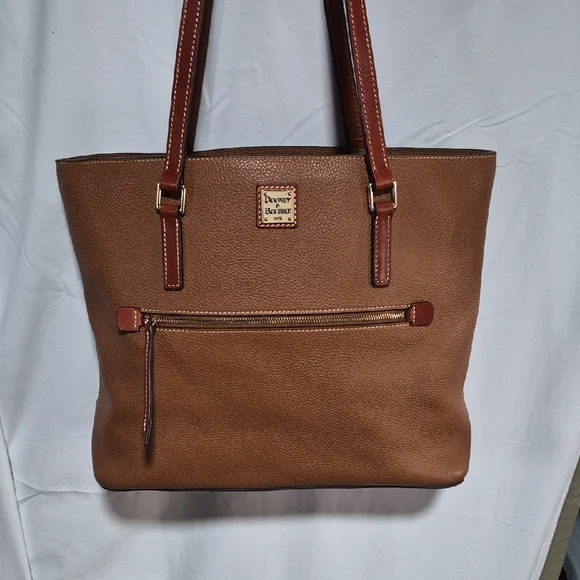 Dooney & Bourke Large Shopper - Picture 2 of 16